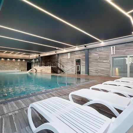 Kasprowicza M&m-spa & Pool Parking Free 아파트호텔