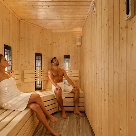 아파트호텔 Kasprowicza M&m-spa & Pool Parking Free 3*