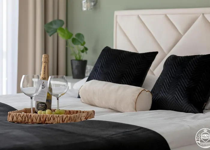 M&m, Gratis Parking, Basen, Sauna, Silownia شقة فندقية 3*