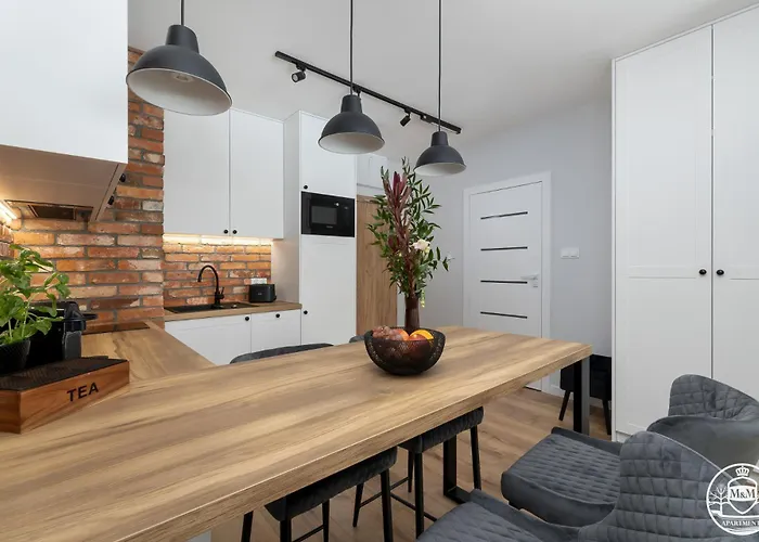 M&m, Gratis Parking, Basen, Sauna, Silownia 3*