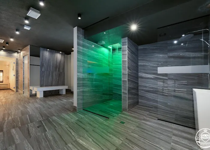 M&m, Gratis Parking, Basen, Sauna, Silownia 3*