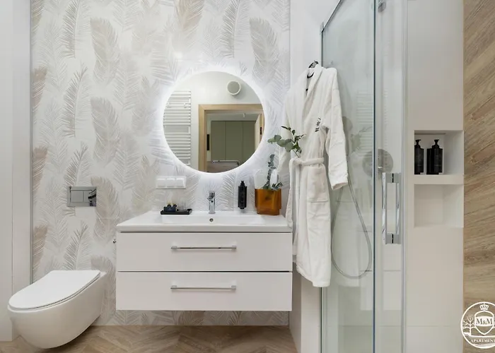 M&m, Gratis Parking, Basen, Sauna, Silownia