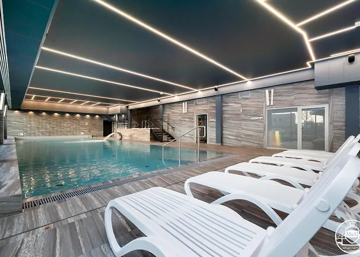 M&m, Gratis Parking, Basen, Sauna, Silownia Apartahotel