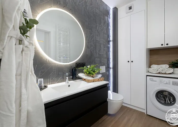 M&m, Gratis Parking, Basen, Sauna, Silownia 3*