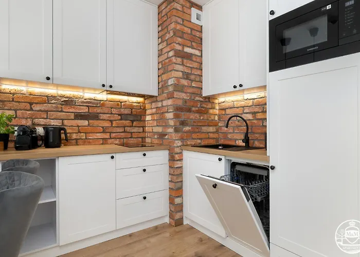 Apartahotel M&m, Gratis Parking, Basen, Sauna, Silownia Kołobrzeg